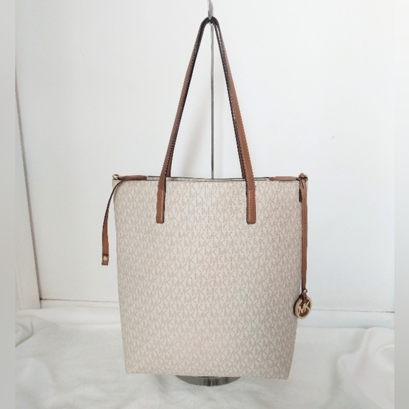 Michael kors Hayley Large Tote bag purse - Picture 1 of 9